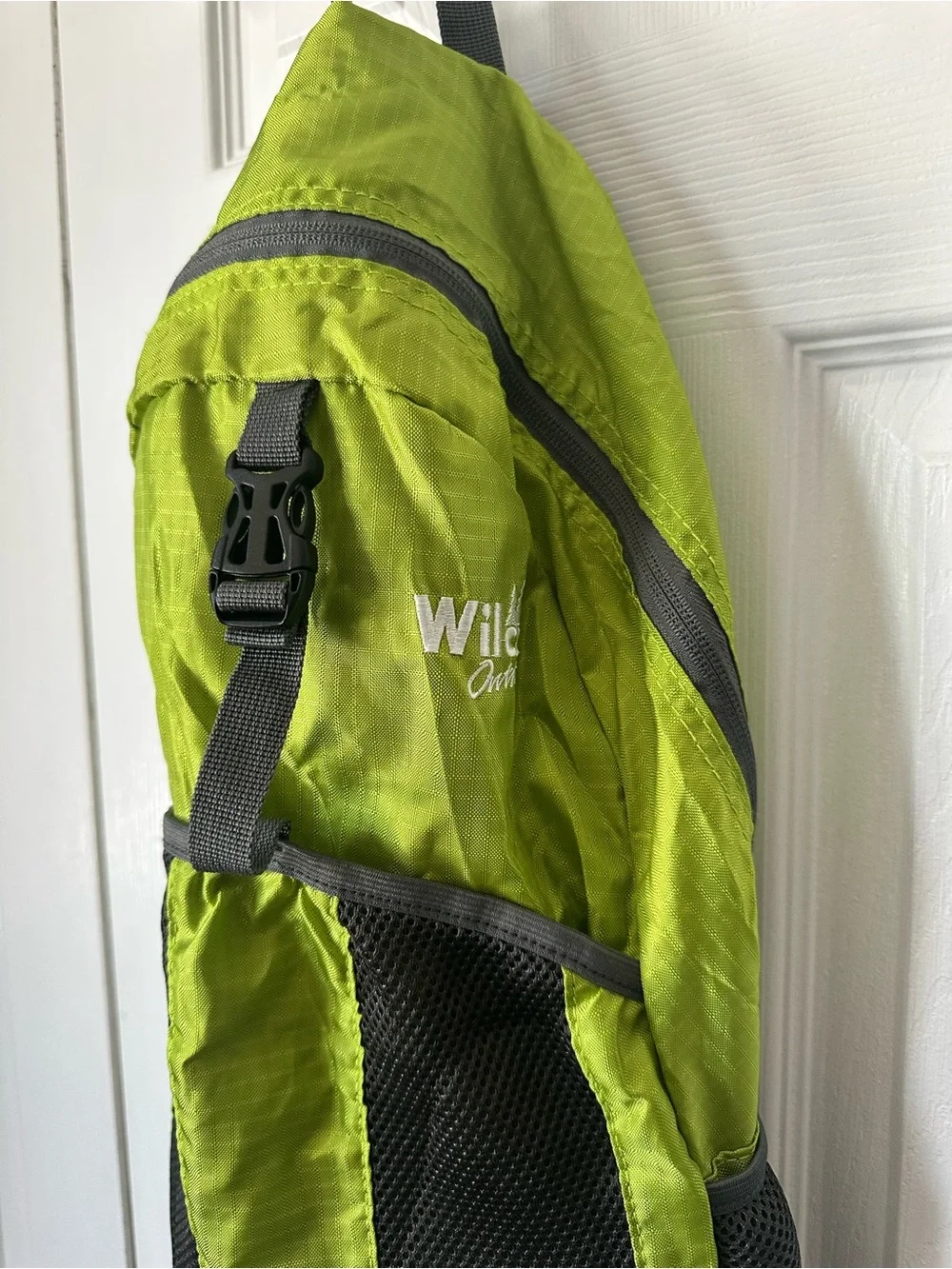 Wilcor Outdoors Packable Lightweight Daypack Backpack in Lime Green & Grey